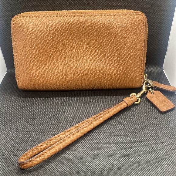 🤎COACH🤎Brown Pebble Leather Double Zip Wristlet/Good Condition - Picture 4 of 14